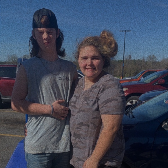 Meet your Posher, Alexys - Picture 1 of 1